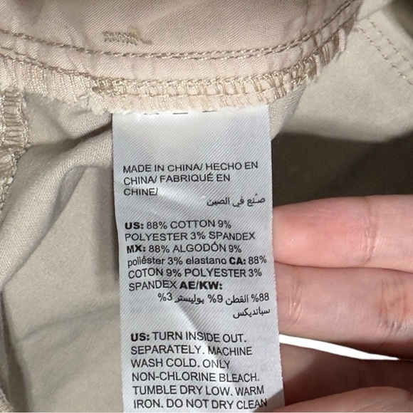 White House Black Market Women's Leopard Print Mid Rise Skinny Crop Jeans Size 4 - Picture 9 of 10